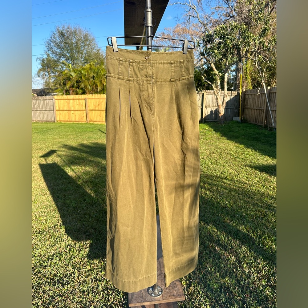 Designer** Ulla Johnson pre fall 2022 pants